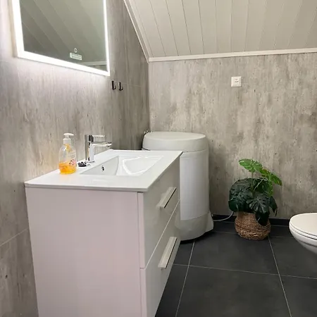 Willa Kb - Nordic Luxury Rorbu With Jacuzzi *